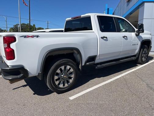 2023 Chevrolet Silverado 2500 Custom