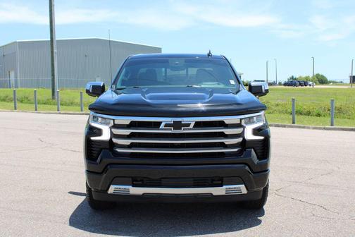 Black 2024 Chevrolet Silverado 1500 High Country