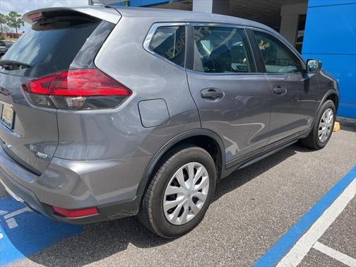 2017 Nissan Rogue S