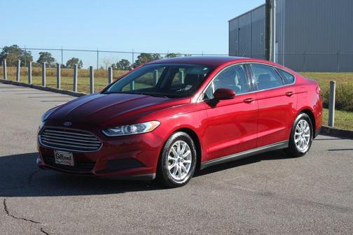 2016 Ford Fusion S