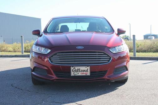 2016 Ford Fusion S