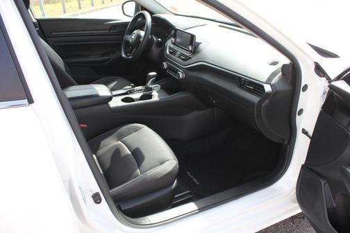 2024 Nissan Altima S FWD