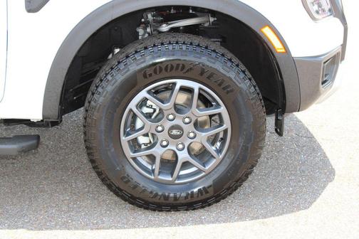 Oxford White 2025 Ford Ranger XLT