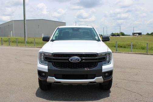 Oxford White 2025 Ford Ranger XLT