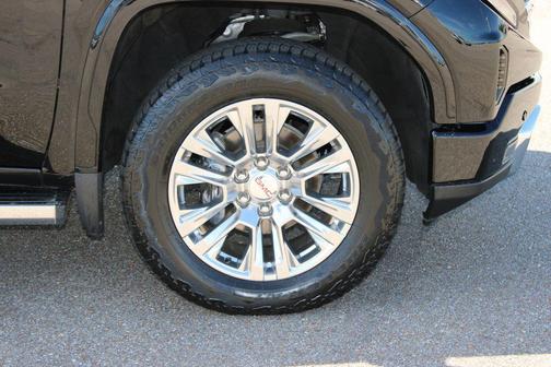 Onyx Black 2024 GMC Sierra 1500 Denali