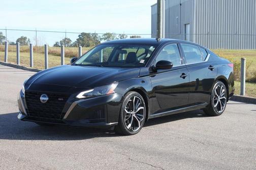 2024 Nissan Altima SR FWD