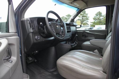 2012 Chevrolet Express 3500 LS