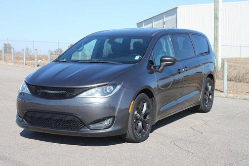 2019 Chrysler Pacifica Touring Plus