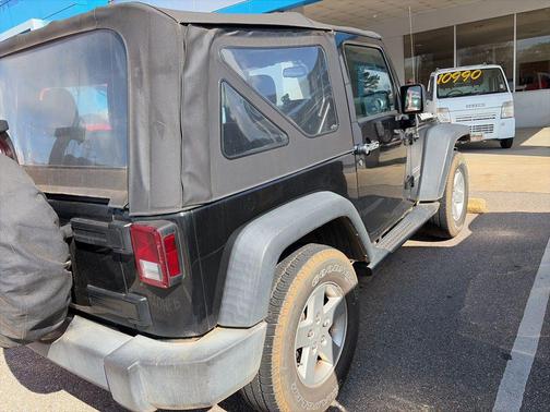 2017 Jeep Wrangler Sport