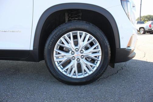 2026 GMC Acadia FWD Elevation