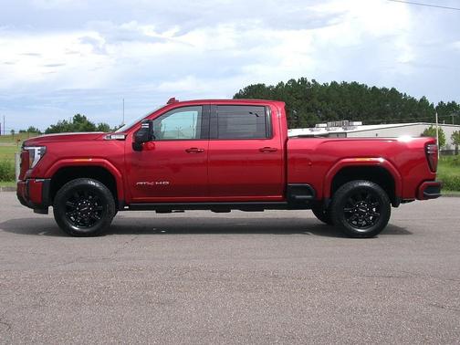 2025 GMC Sierra 2500 AT4