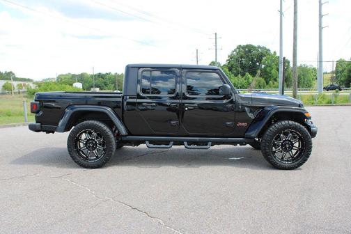 Black Clearcoat 2021 Jeep Gladiator Mojave 4x4