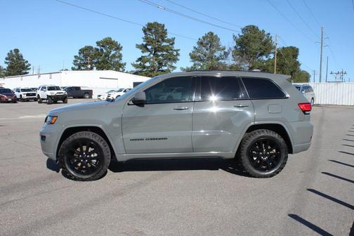 2021 Jeep Grand Cherokee Laredo