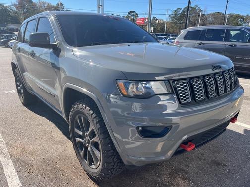 2021 Jeep Grand Cherokee Laredo