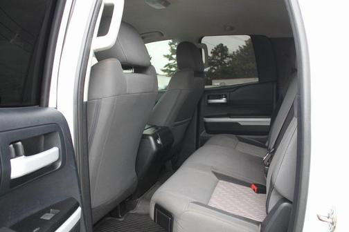 2014 Toyota Tundra SR5
