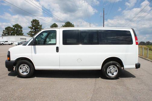 2019 Chevrolet Express 2500 LS