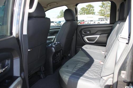 2019 Nissan Titan PRO-4X