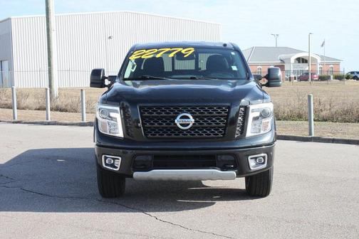 2019 Nissan Titan PRO-4X