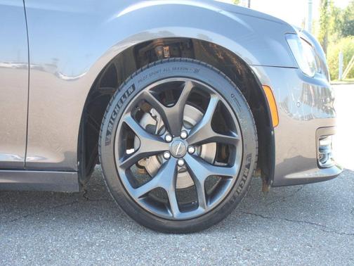 2021 Chrysler 300 S