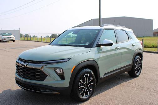 Cacti Green 2026 Chevrolet Trailblazer ACTIV