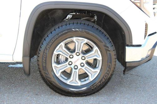 Summit White 2024 GMC Sierra 1500 SLT