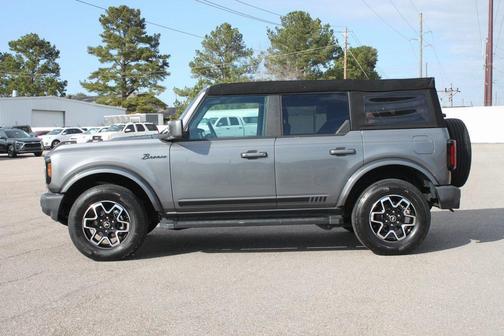 2021 Ford Bronco Outer Banks