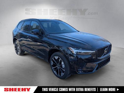 Onyx Black Metallic 2026 Volvo XC60 B5 Plus