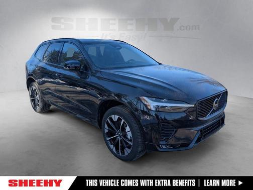 Onyx Black Metallic 2026 Volvo XC60 B5 Plus