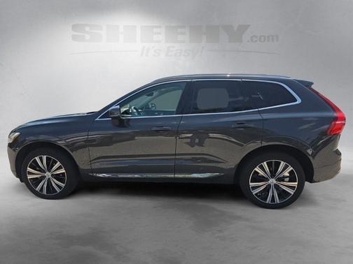 2022 Volvo XC60 B5 Inscription