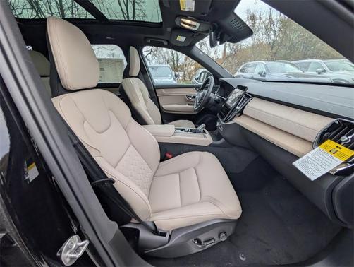 2026 Volvo XC90 B6 Core