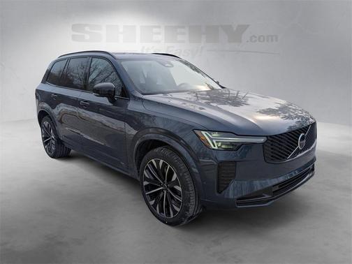 2026 Volvo XC90 B6 Ultra Dark Theme 7-Seater