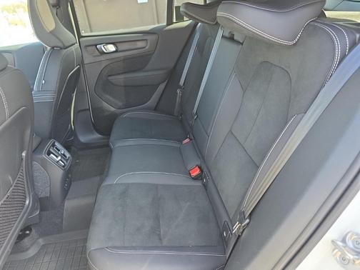 2023 Volvo C40 Recharge Pure Electric Twin Ultimate