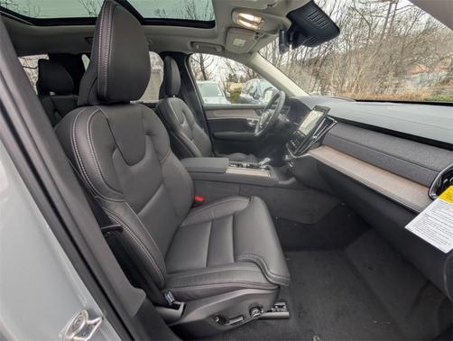 2026 Volvo XC90 B6 Ultra 7-Seater