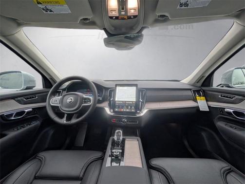 2026 Volvo XC90 B6 Ultra 7-Seater