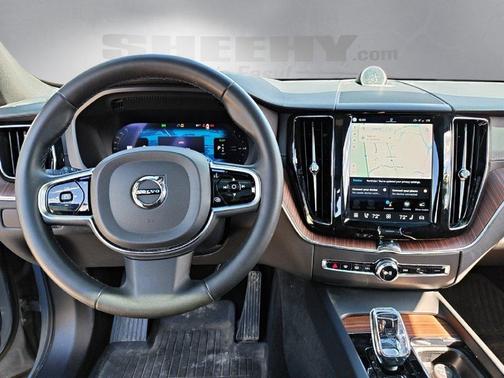 Thunder Gray Metallic 2023 Volvo XC60 Recharge Plug-In Hybrid T8 Ultimate Bright Theme