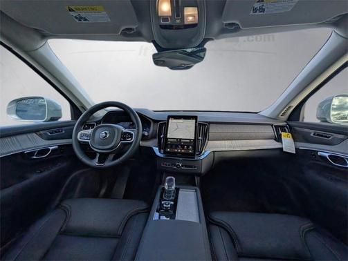 2026 Volvo XC90 B6 Ultra 7-Seater