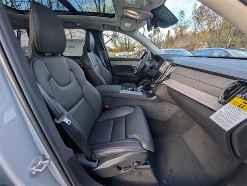 2026 Volvo XC90 B6 Ultra 7-Seater