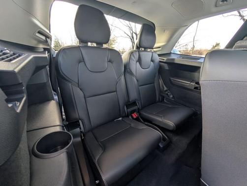 Gray Metallic 2026 Volvo XC90 B6 Ultra 7-Seater