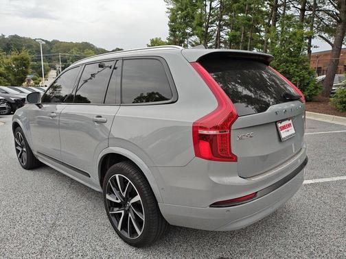 2024 Volvo XC90 B6 Plus Bright Theme 6-Seater