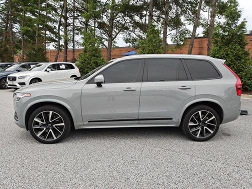 2024 Volvo XC90 B6 Plus Bright Theme 6-Seater