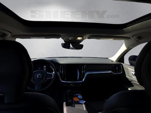 2025 Volvo S60 B5 Core