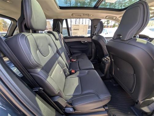 2025 Volvo XC90 Plug-In Hybrid T8 Ultra 7-Seater