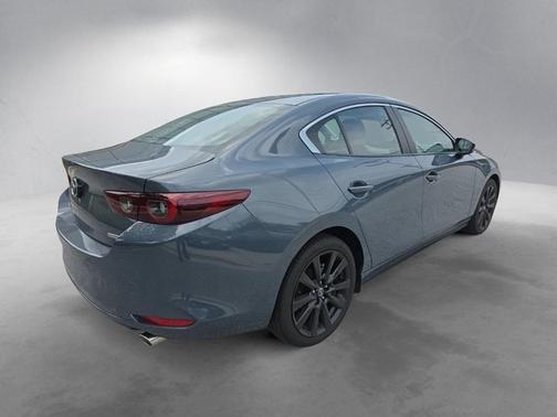 2025 Mazda Mazda3 2.5 S Carbon Edition