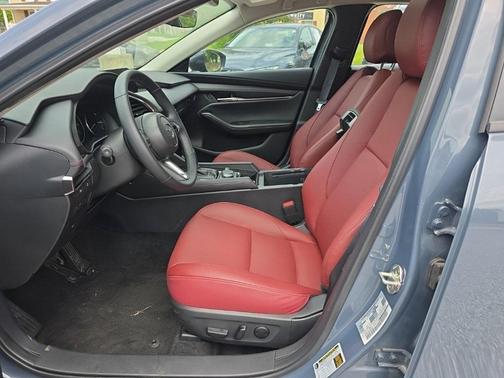 2025 Mazda Mazda3 2.5 S Carbon Edition