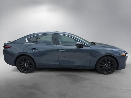2025 Mazda Mazda3 2.5 S Carbon Edition