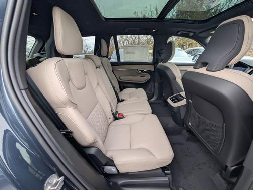 Denim Blue Metallic 2026 Volvo XC90 B5 Core