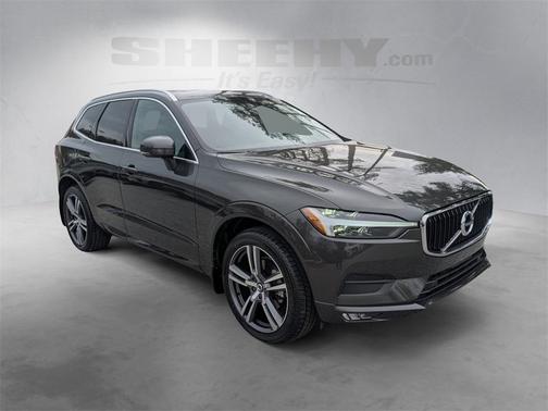 2021 Volvo XC60 T5 Momentum
