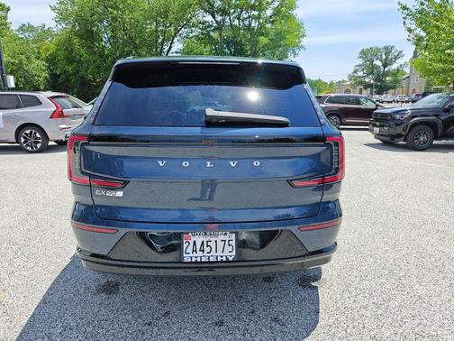 Blue 2025 Volvo EX90 Twin Motor Performance Ultra