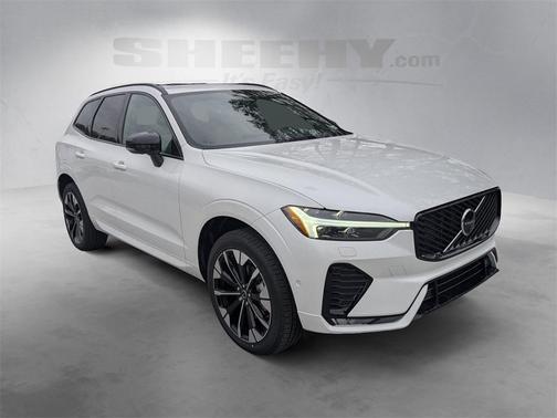 2026 Volvo XC60 B5 Plus