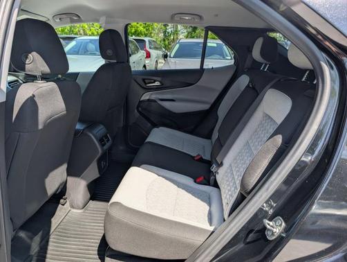 Mosaic Black Metallic 2024 Chevrolet Equinox LS